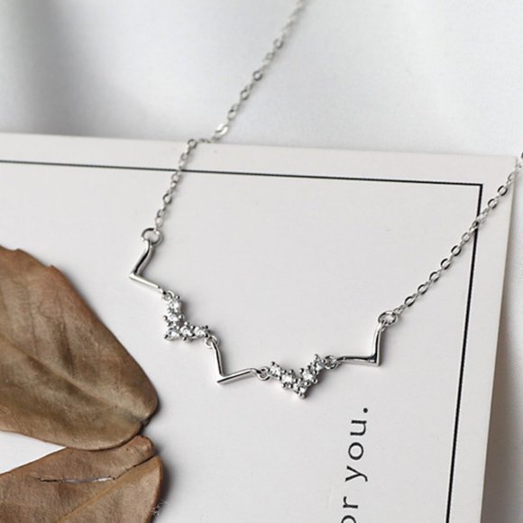 NEW 925 Sterling Silver Diamond Wave Necklace - Picture 6 of 12